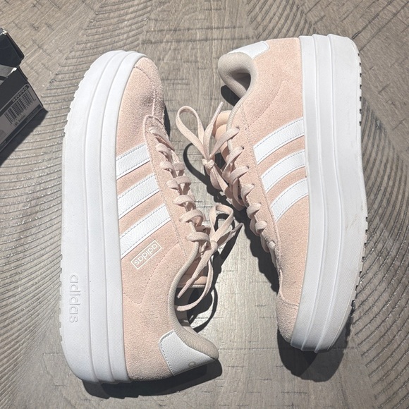 Adidas Women's VL Court Bold Sneakers - Picture 6 of 7